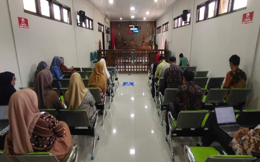 Rapat Monev Pengawasan ZI dan AMPUH