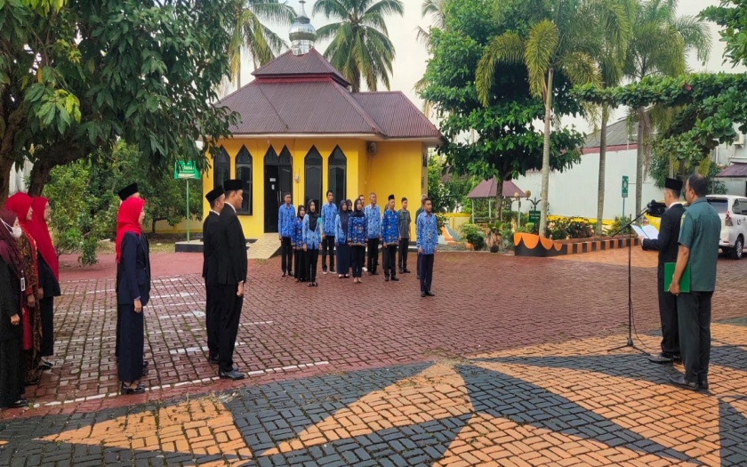 Upacara HUT RI Ke-80 di PN Lubuk Sikaping